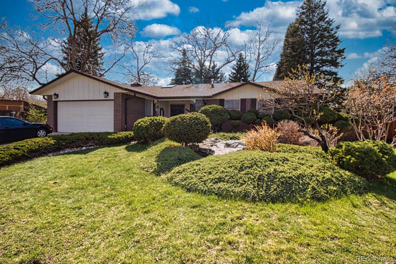 725 Lee Court - Photo 1