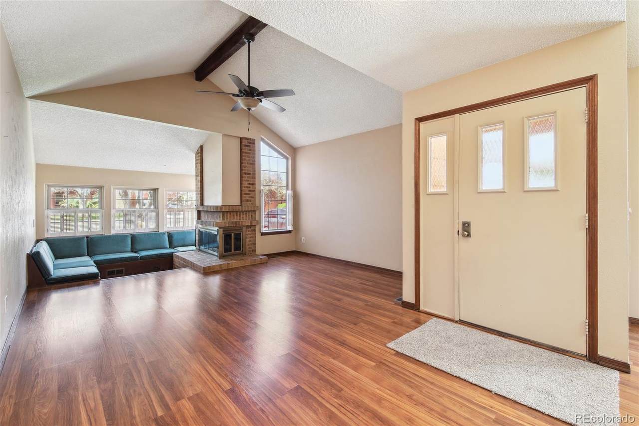 10262 Ida Avenue - Photo 1