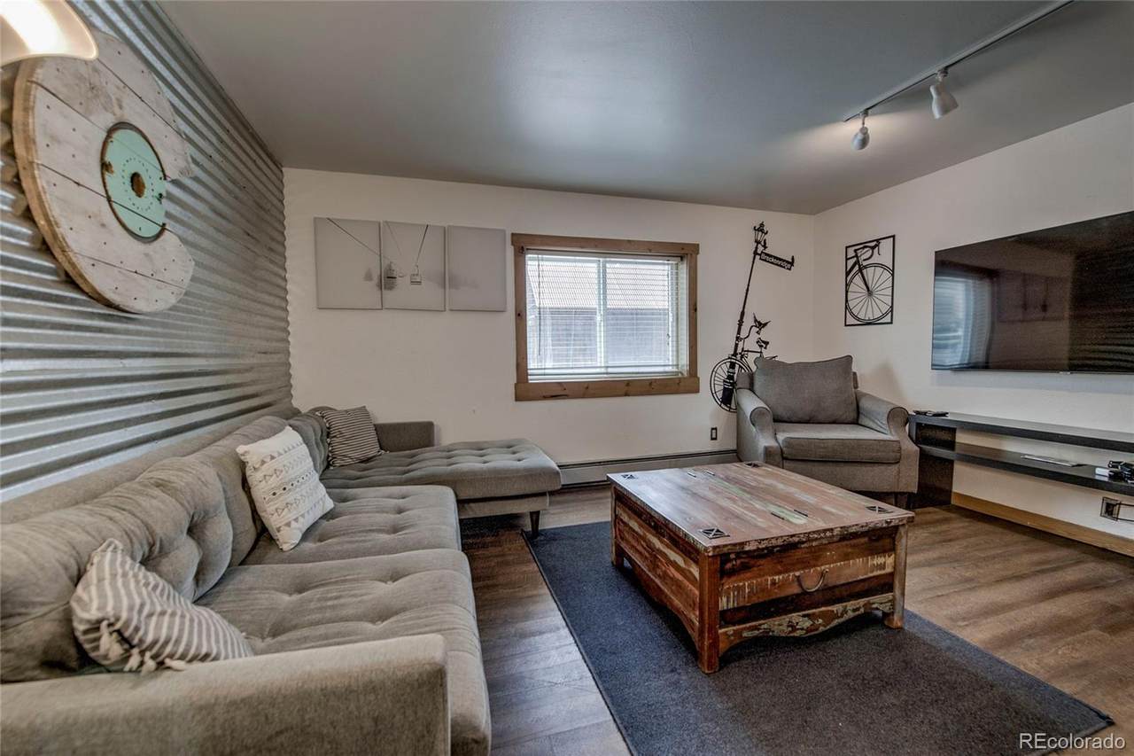 214 Harris Street - Photo 1