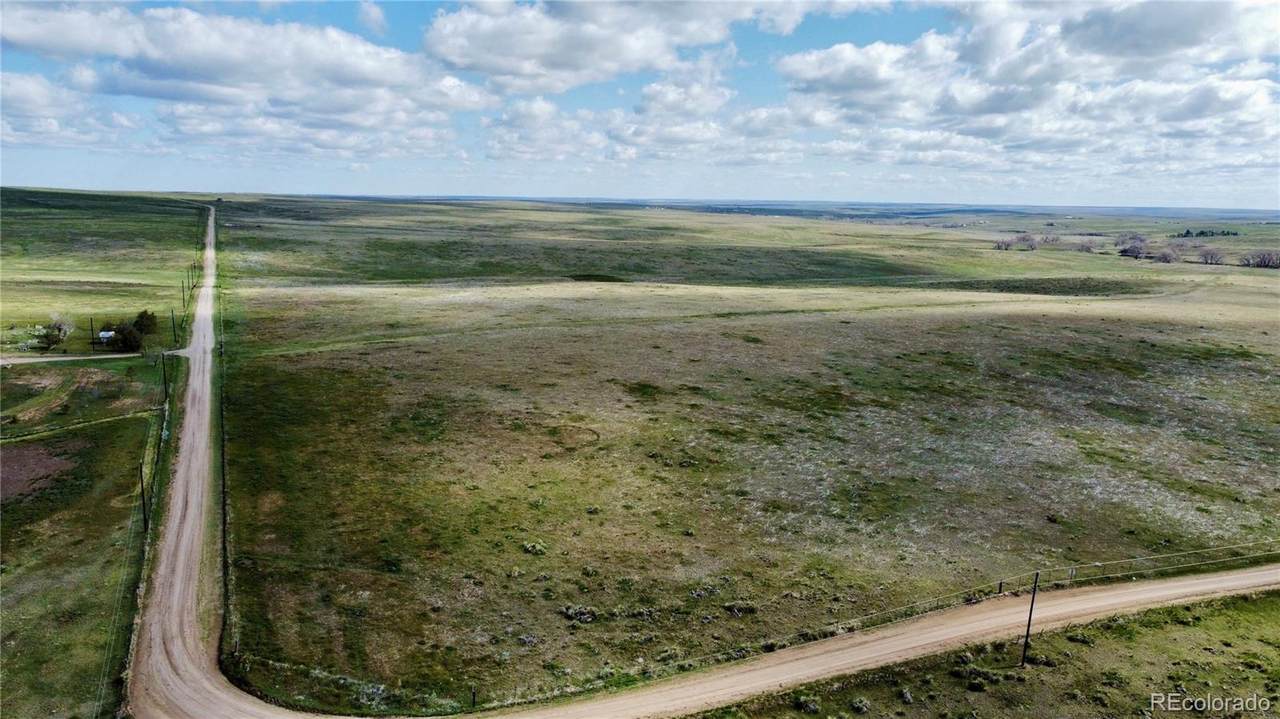 8 County Road 109 - Photo 1