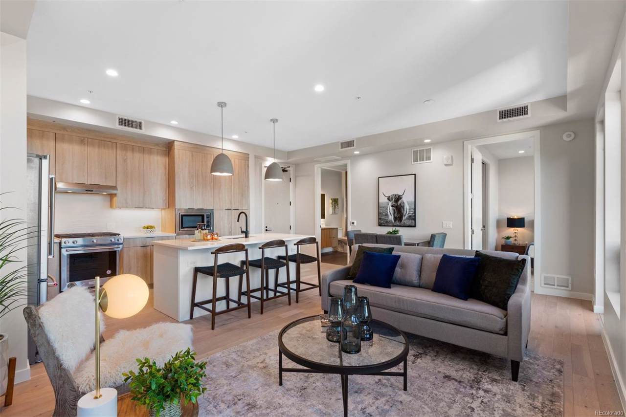 1908 33rd Avenue - Photo 1