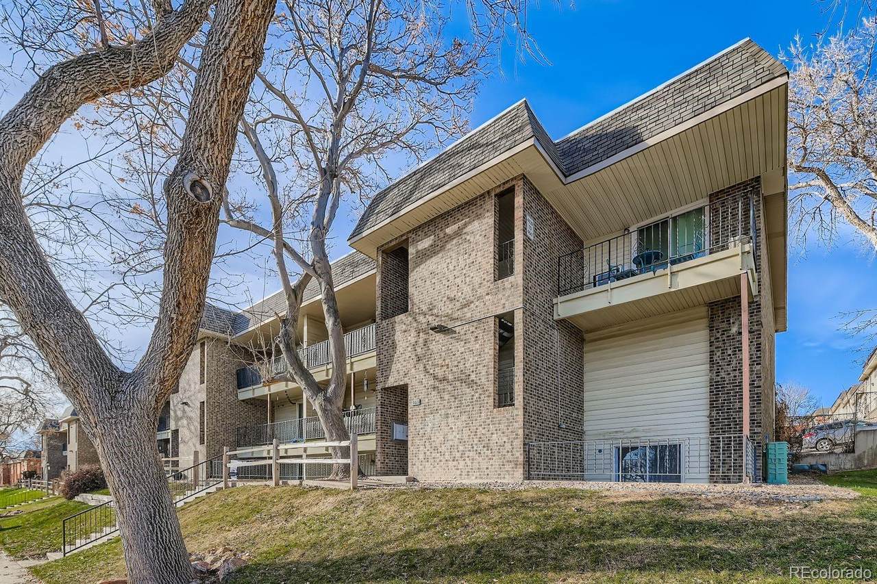 4639 Lowell Boulevard - Photo 1