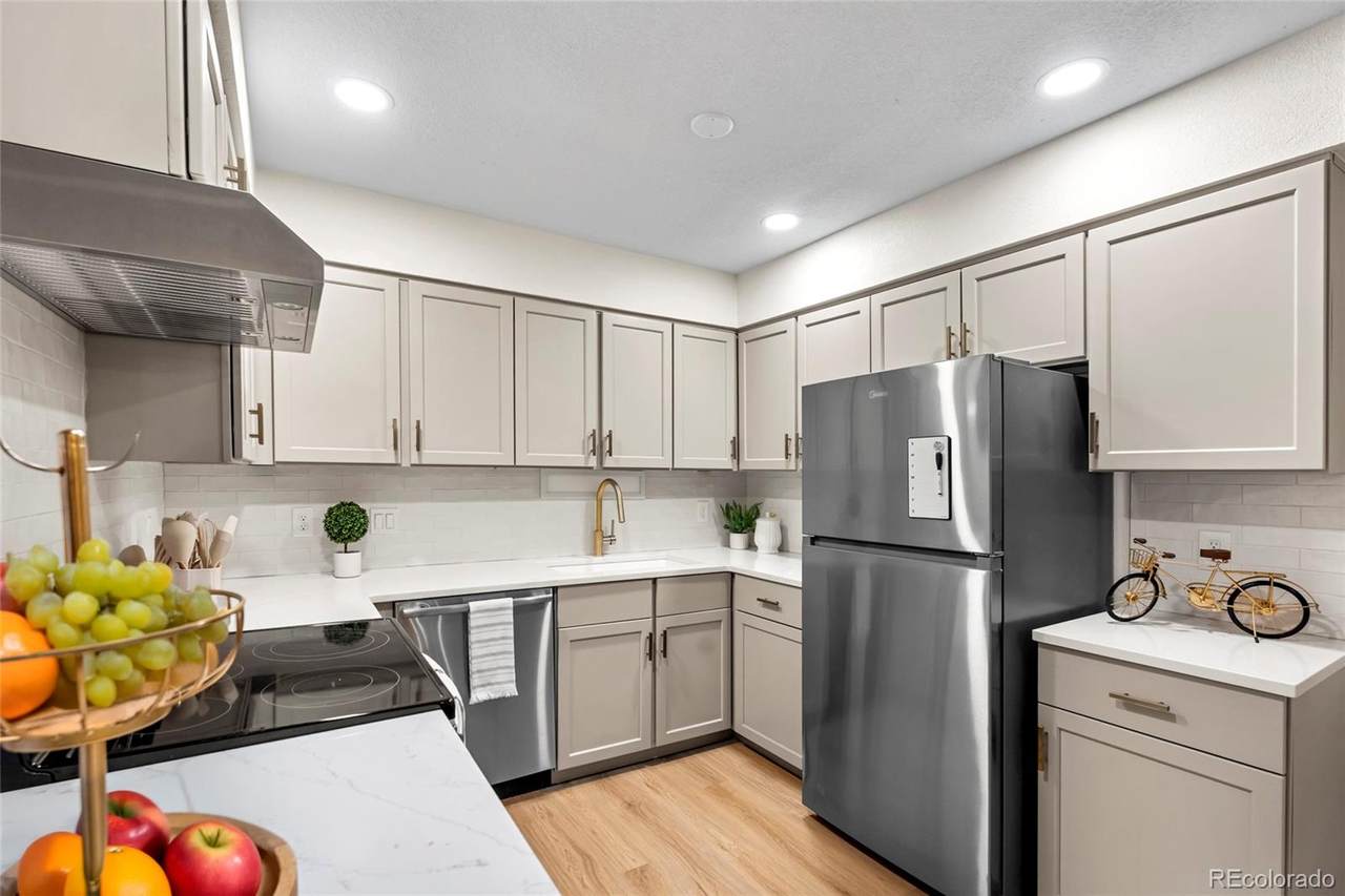 201 Wright Street - Photo 1