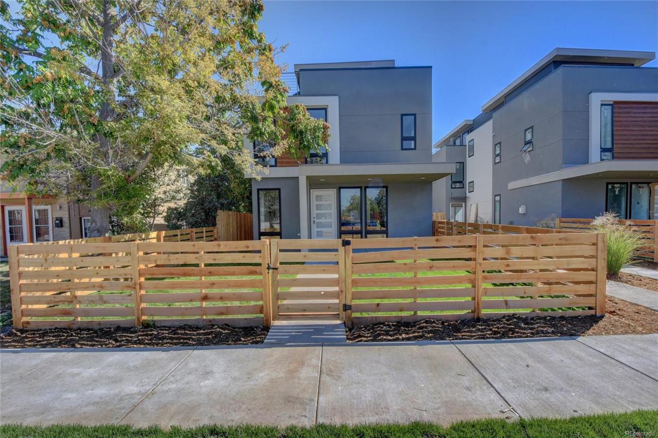 2120 Lincoln Street - Photo 1