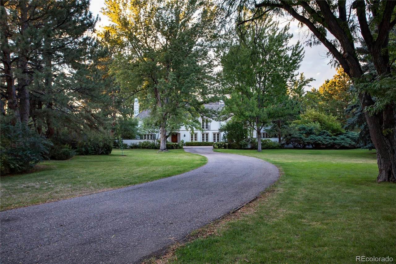 37 Sunset Drive - Photo 1