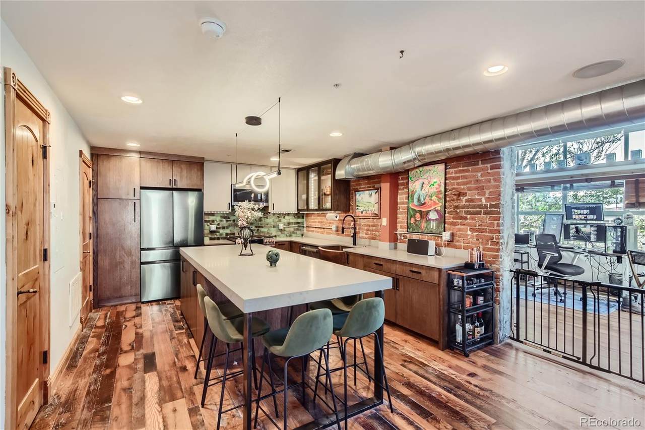 3033 Blake Street - Photo 1