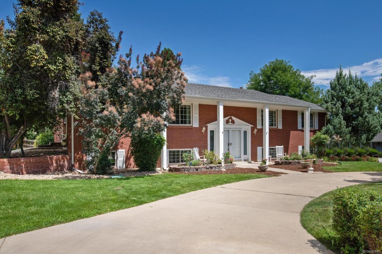1100 Aspen Street - Photo 1
