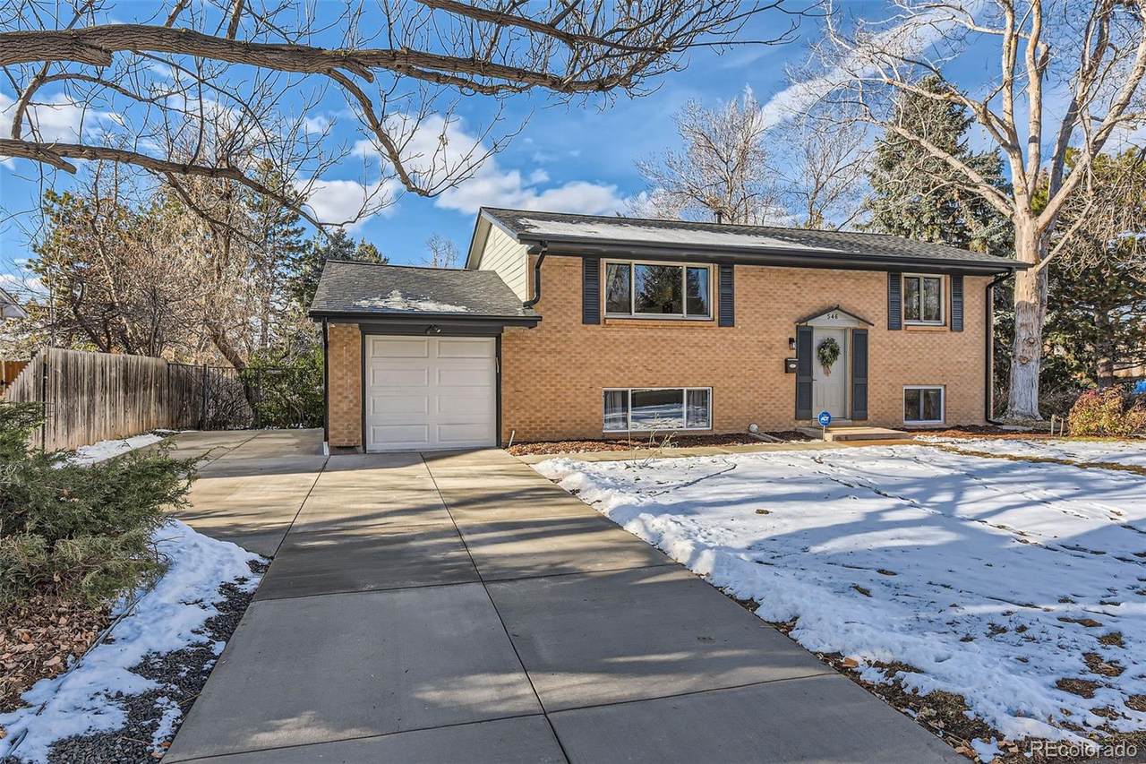 546 Davies Way - Photo 1