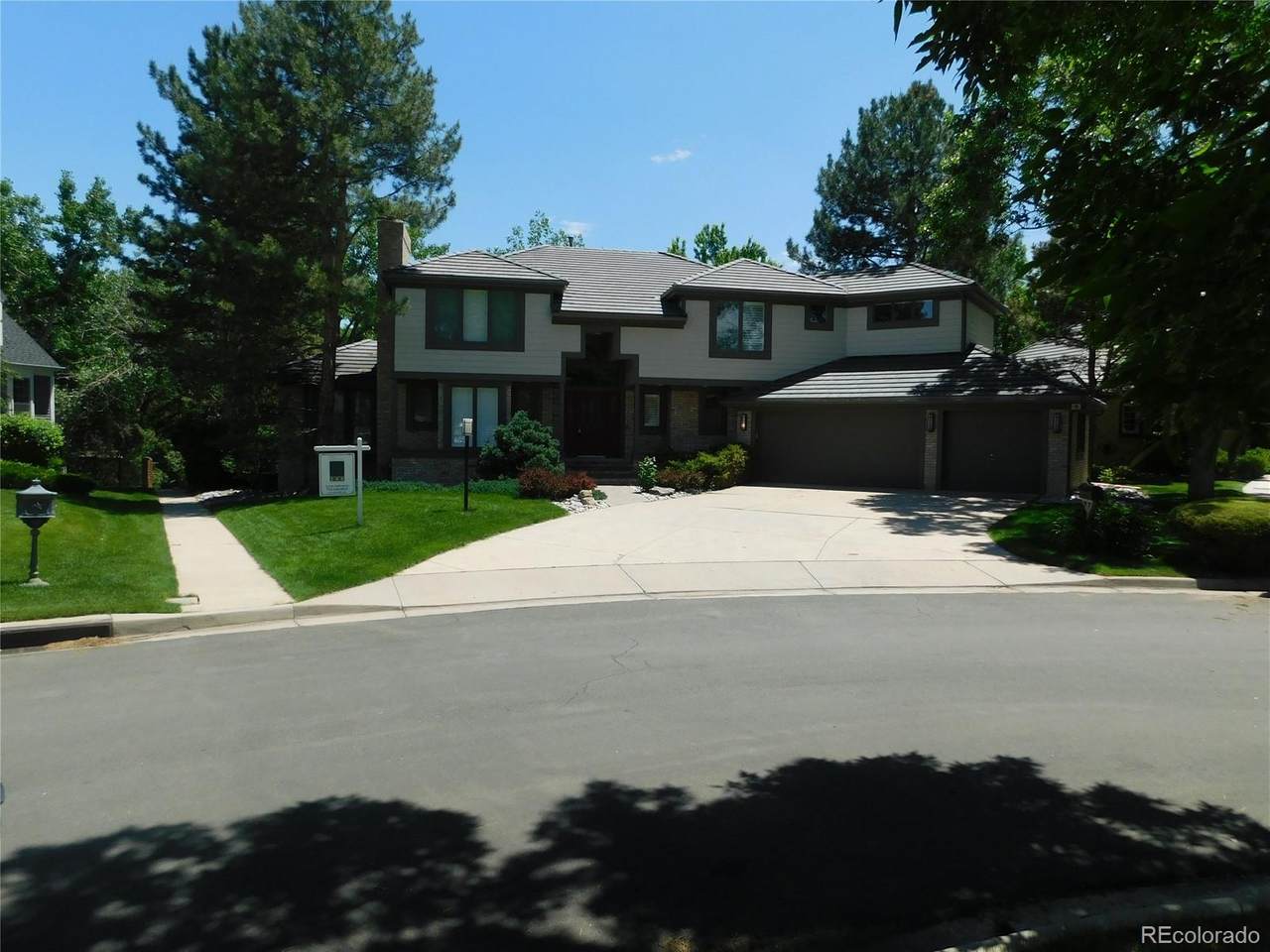 9899 Fair Lane - Photo 1