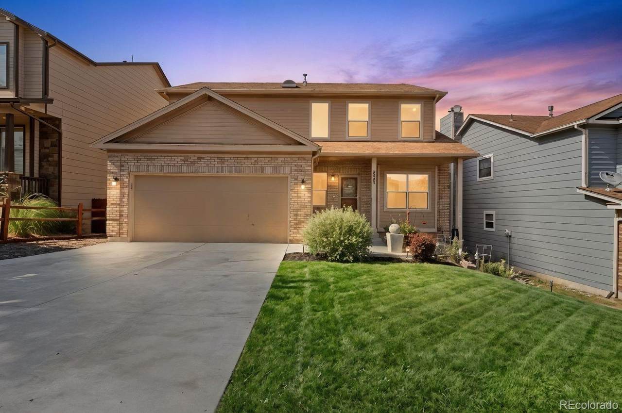 1547 Chesham Circle - Photo 1
