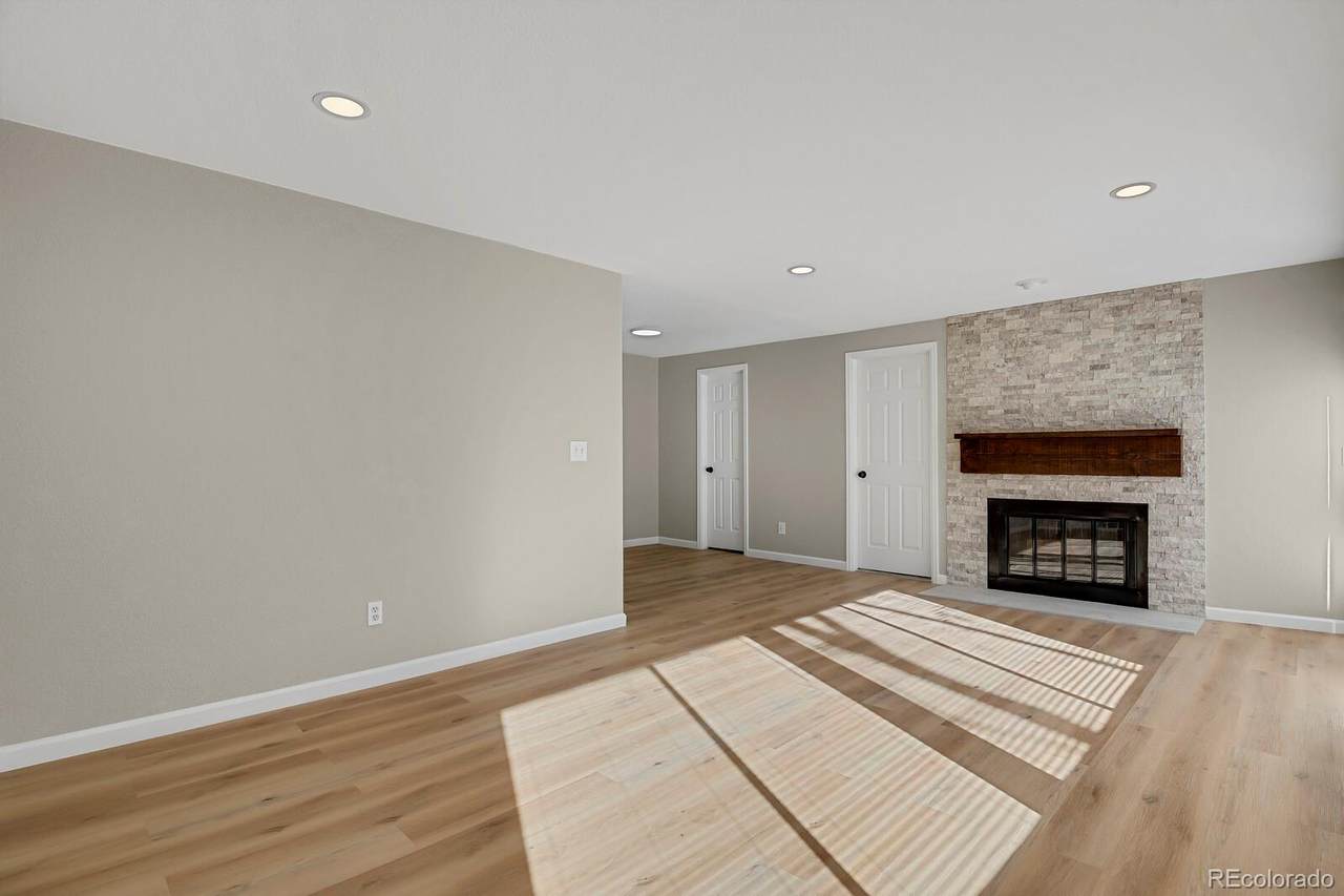 15047 Louisiana Drive - Photo 1