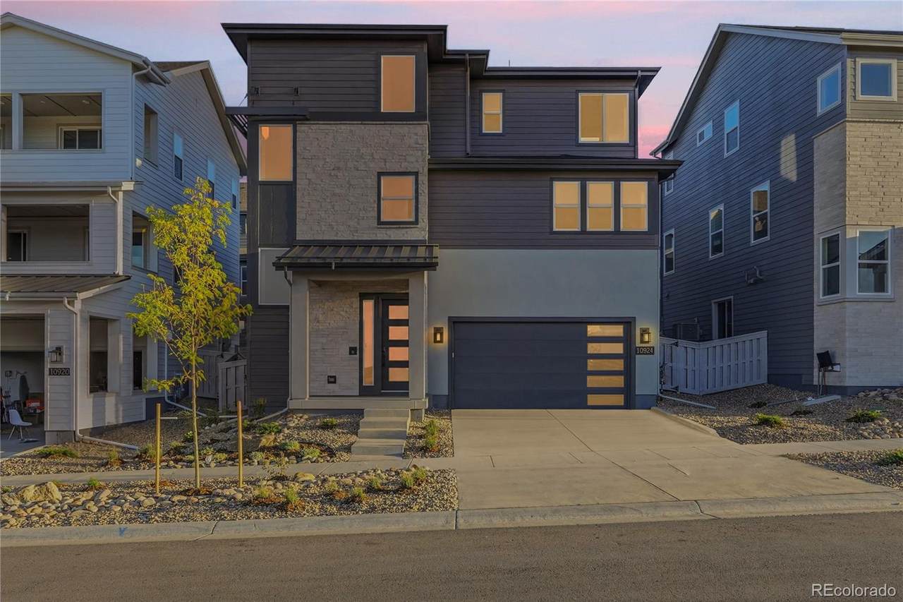 10924 Stanza Lane - Photo 1