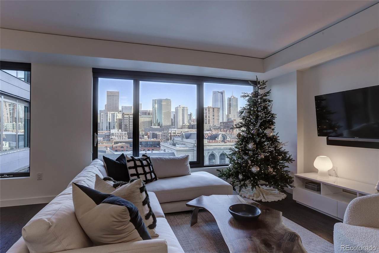 1750 Wewatta Street - Photo 1