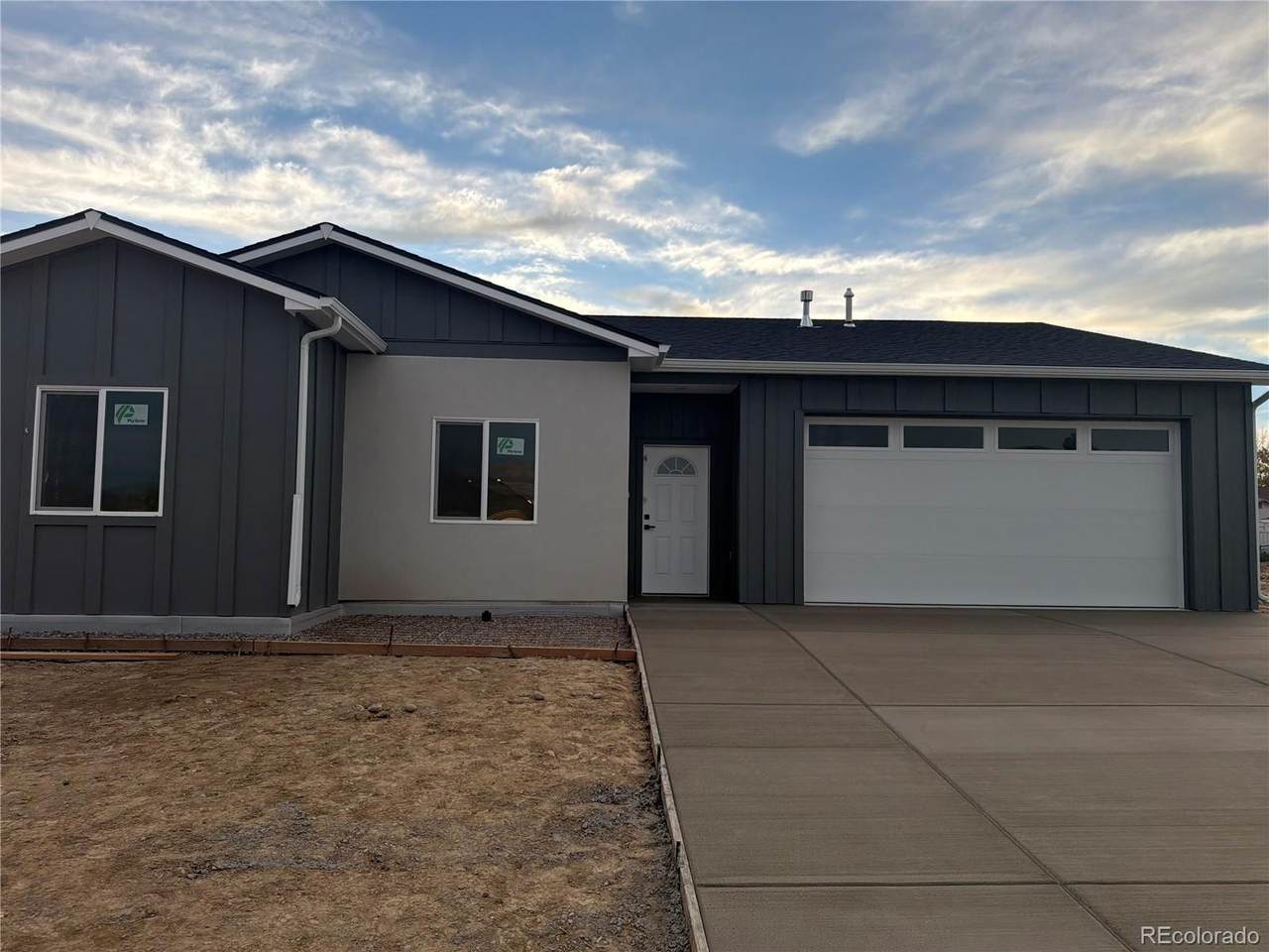617 Penny Lane - Photo 1