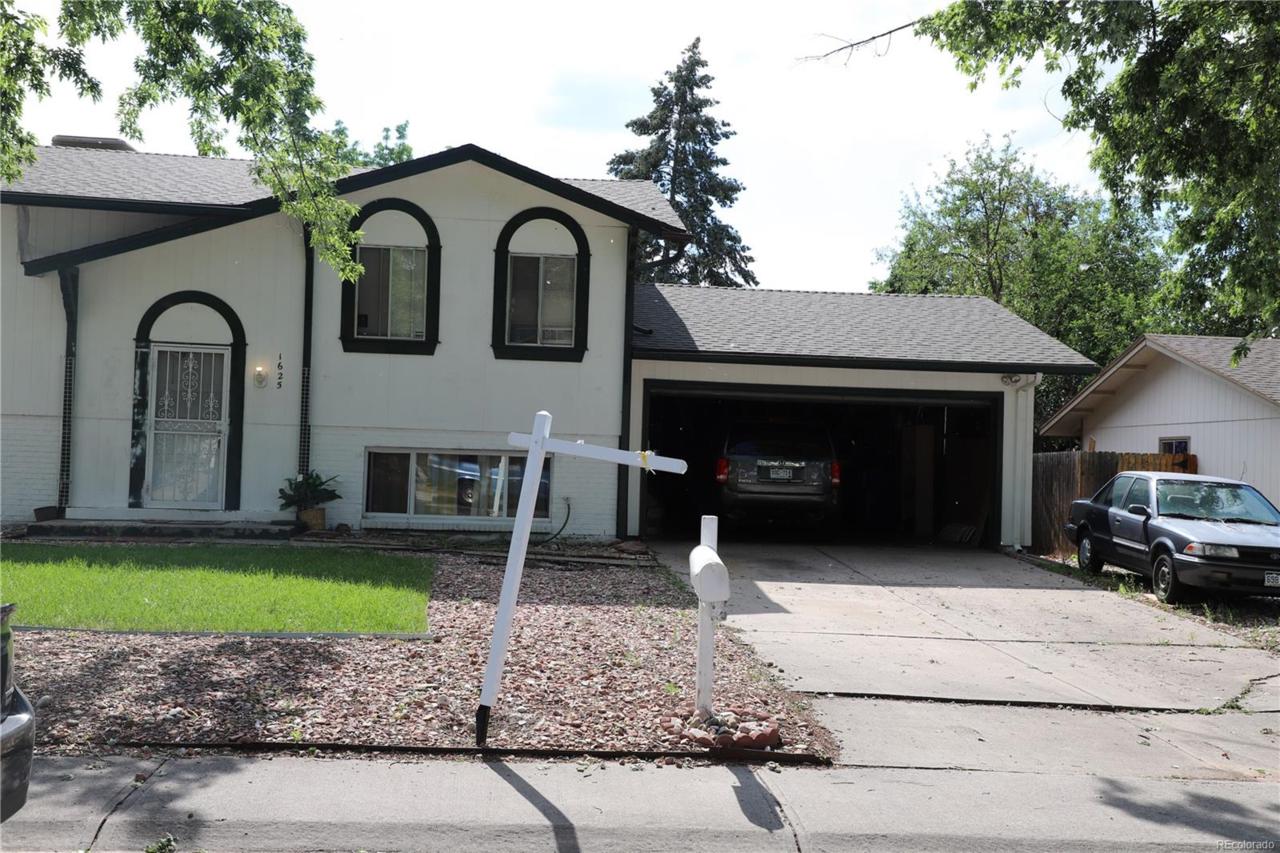 1625 Tucson Street - Photo 1