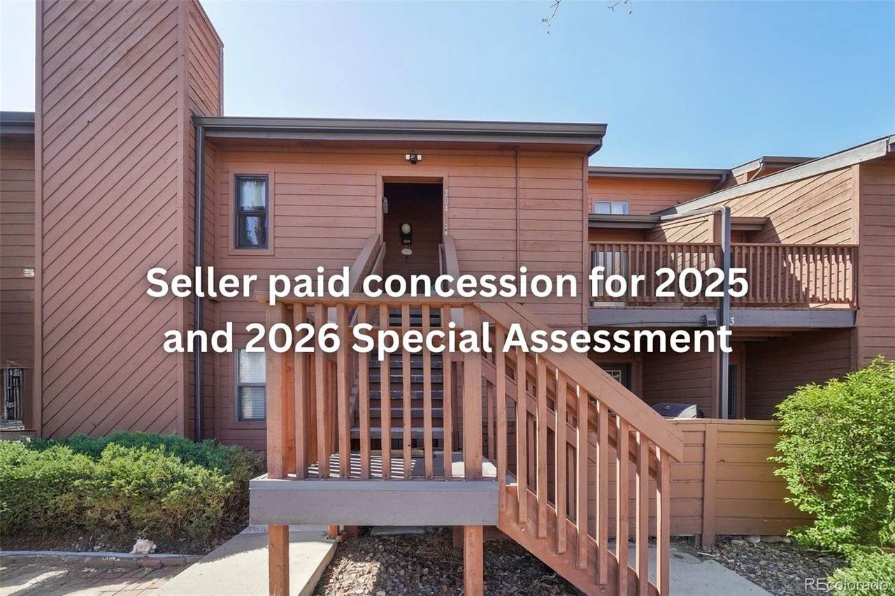 540 Forest Street - Photo 1