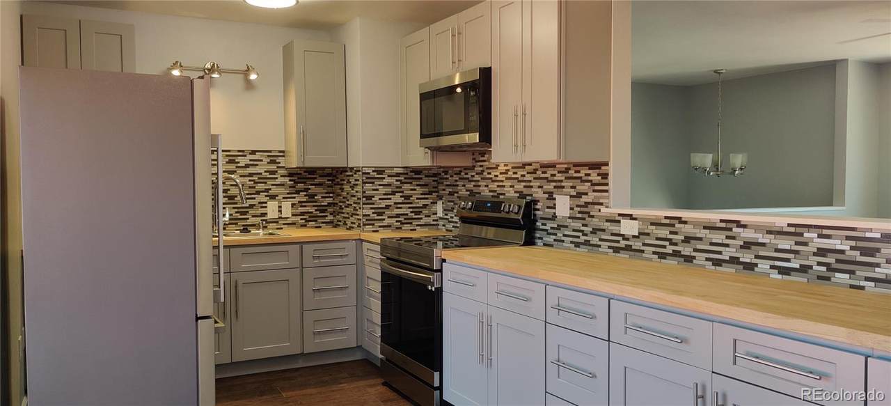 206 Cedar Street - Photo 1