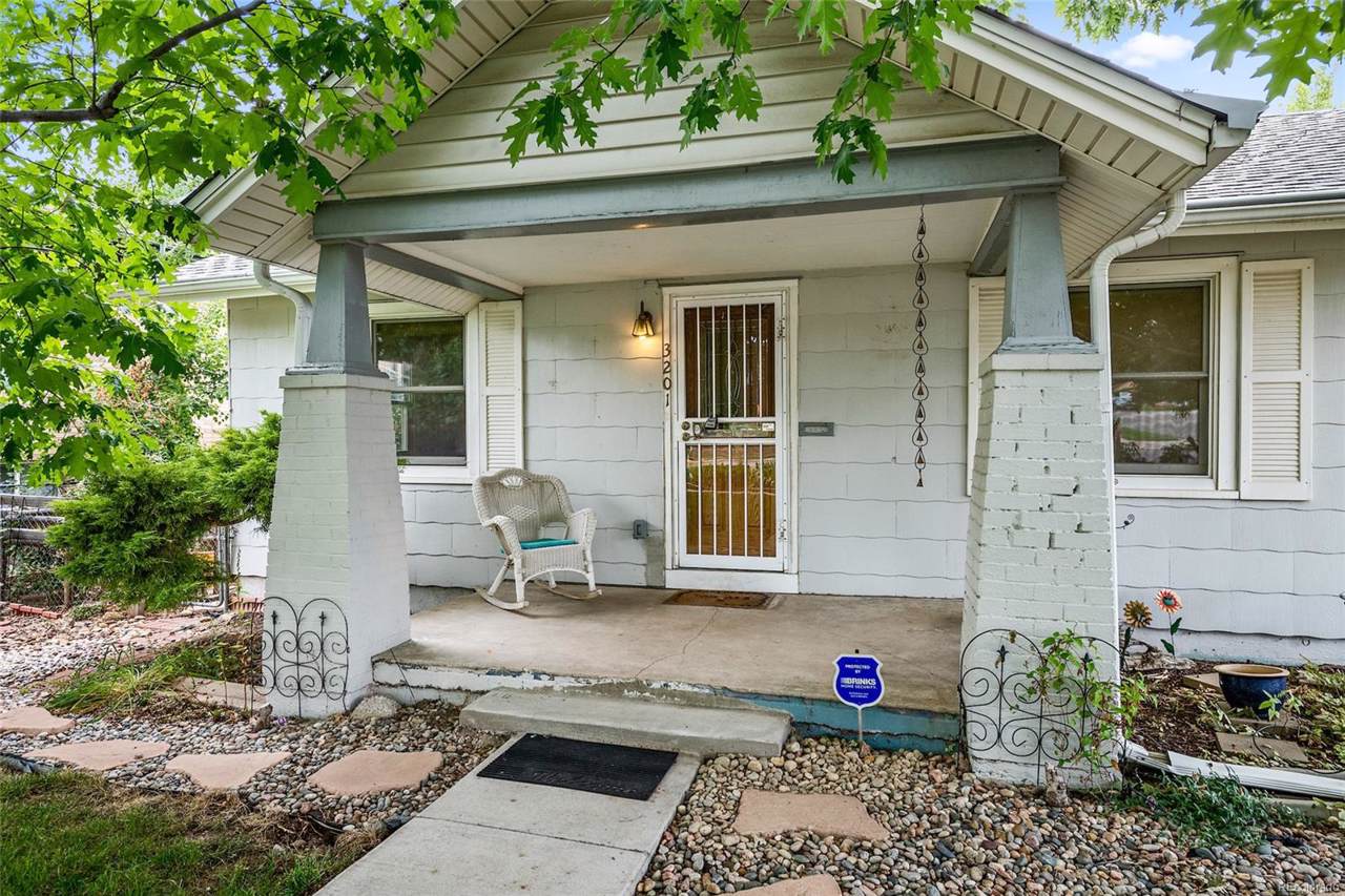 3201 Pearl Street - Photo 1