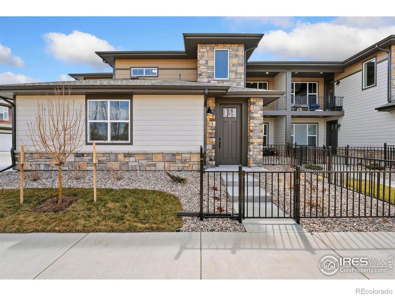 938 Schlagel Street - Photo 1