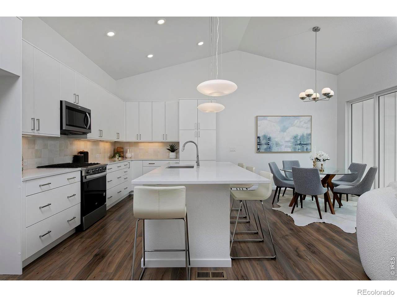 729 Kubat Lane - Photo 1