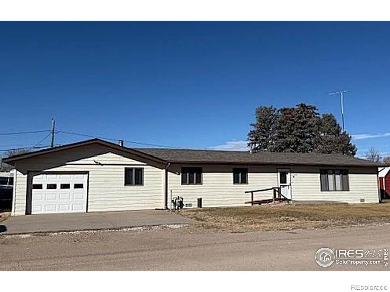 209 Springdale Road - Photo 1