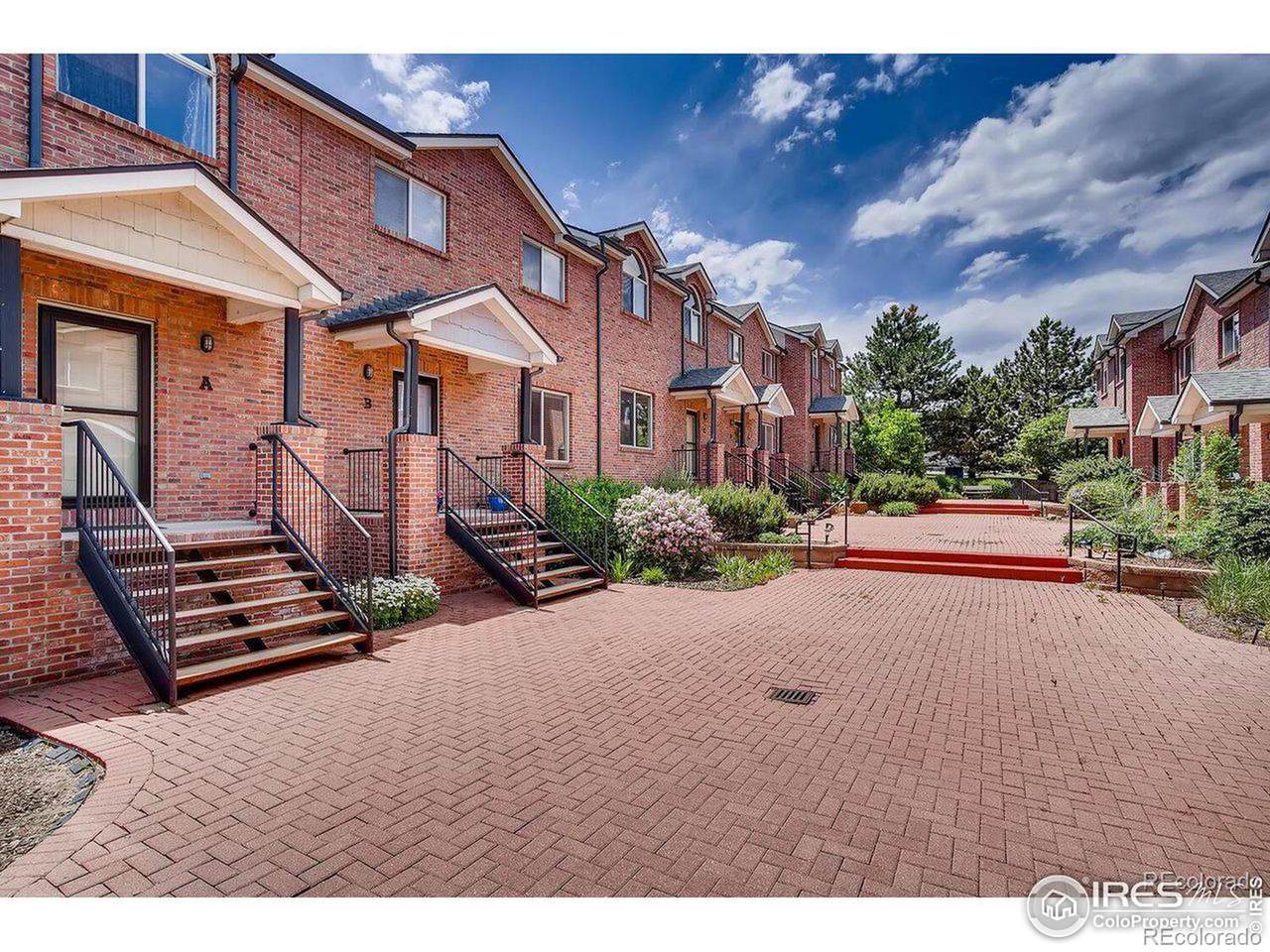 6703 Sheridan Boulevard - Photo 1