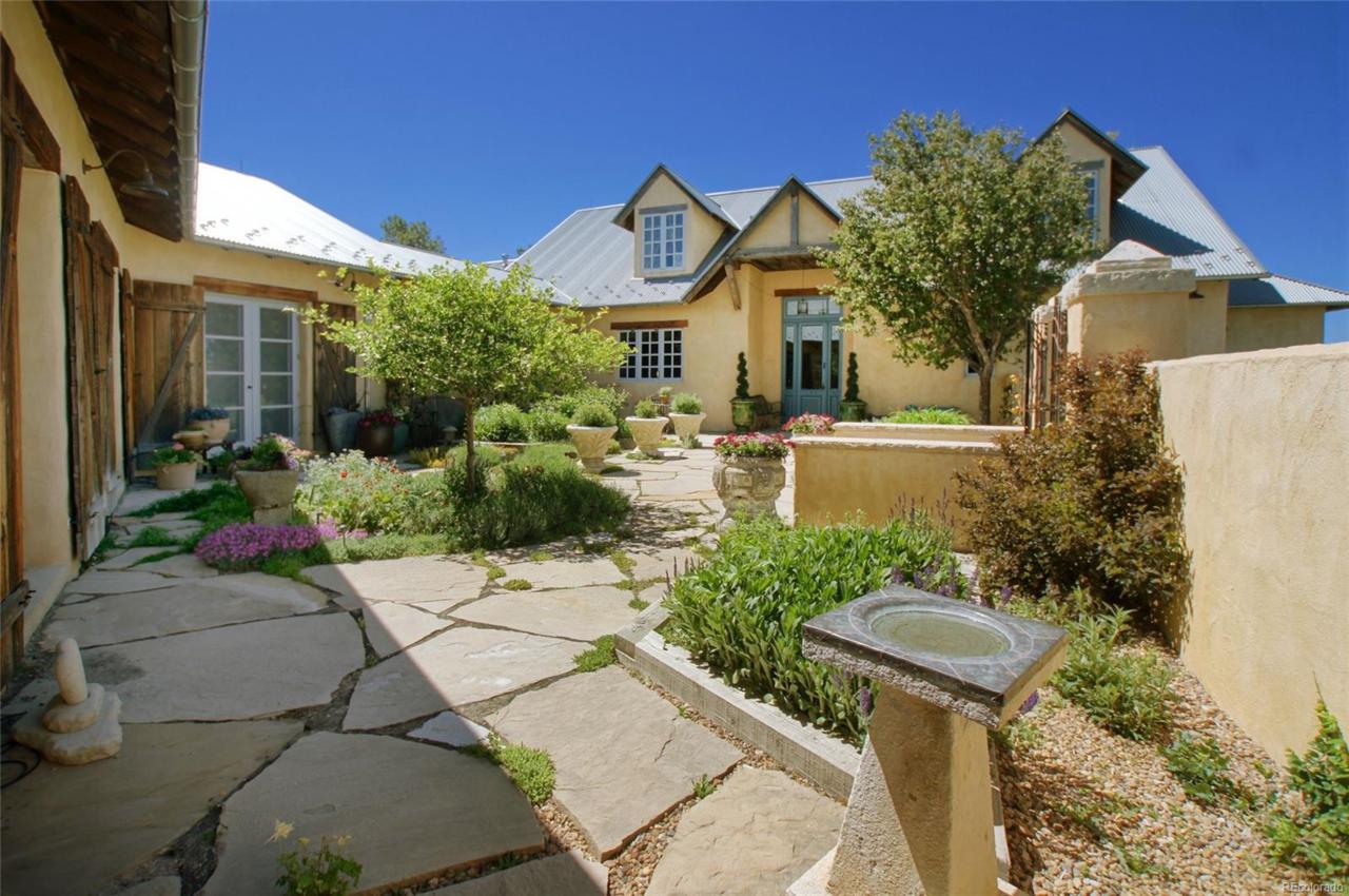 9400 Jones Road - Photo 1