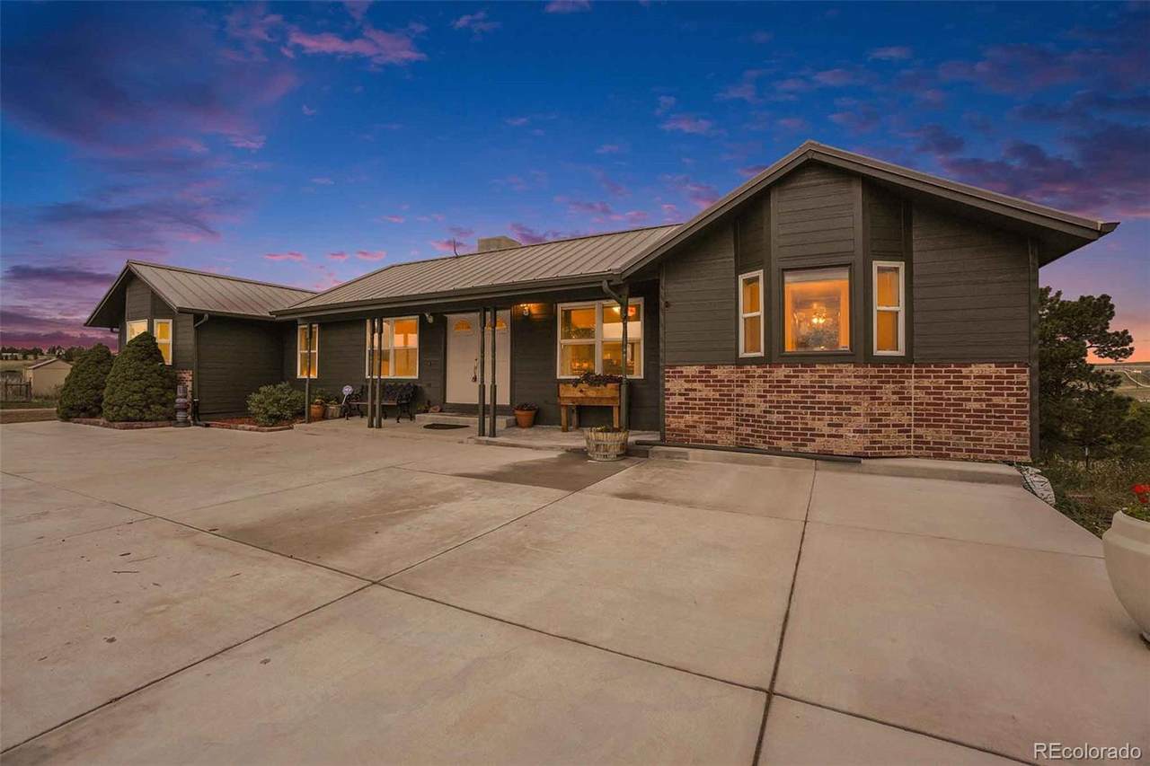 46237 Coal Creek Drive - Photo 1
