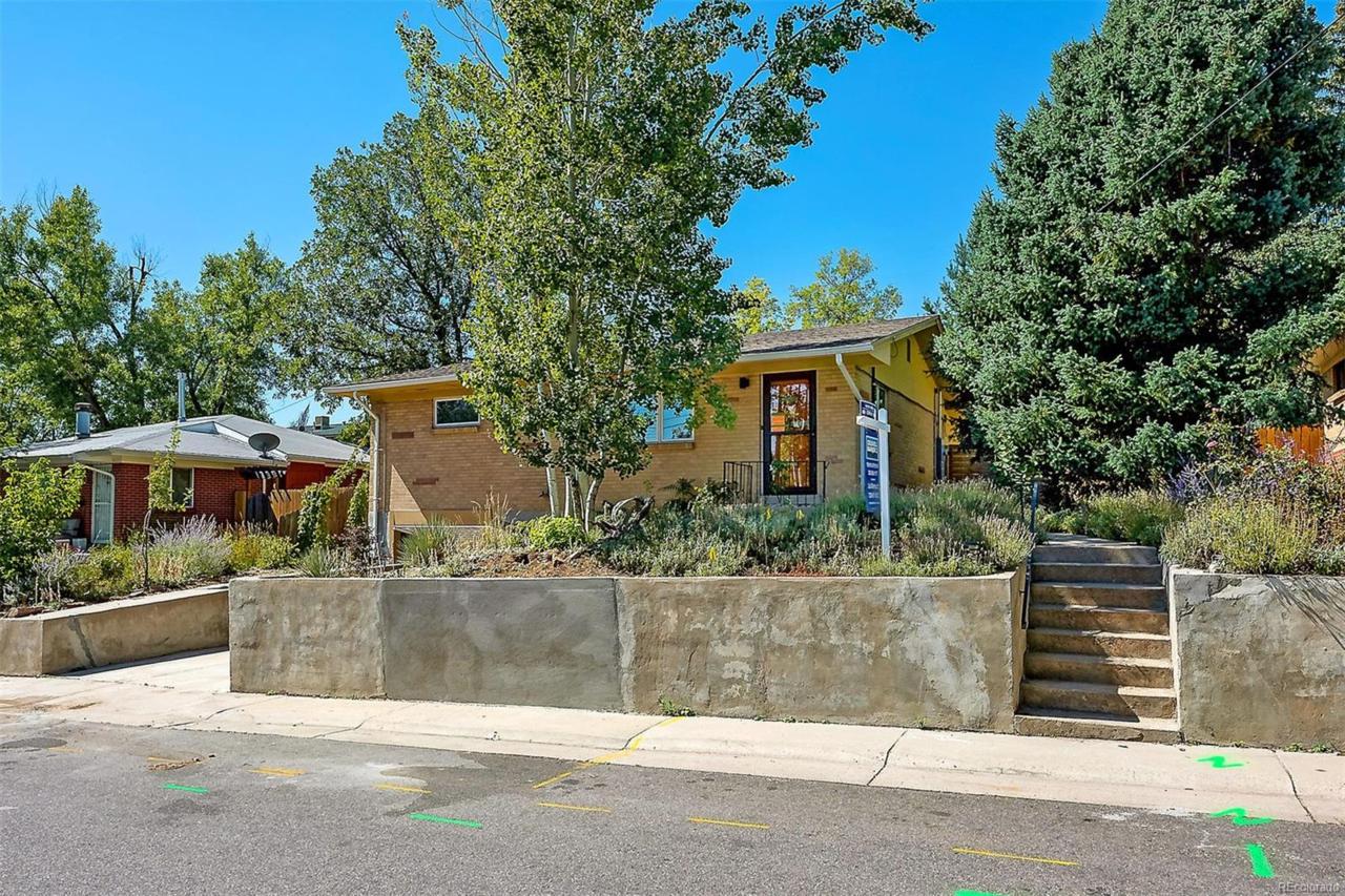 312 East Street - Photo 1