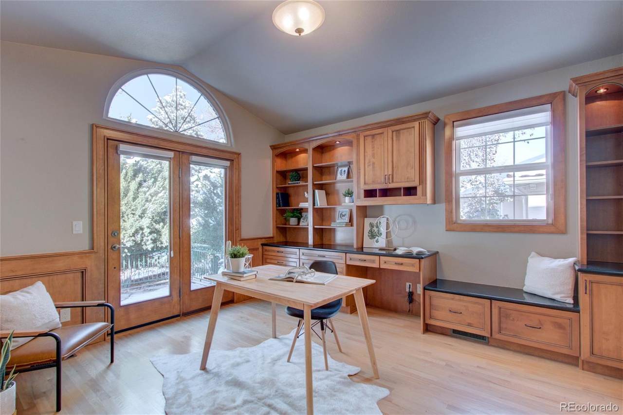 370 Hudson Street - Photo 1