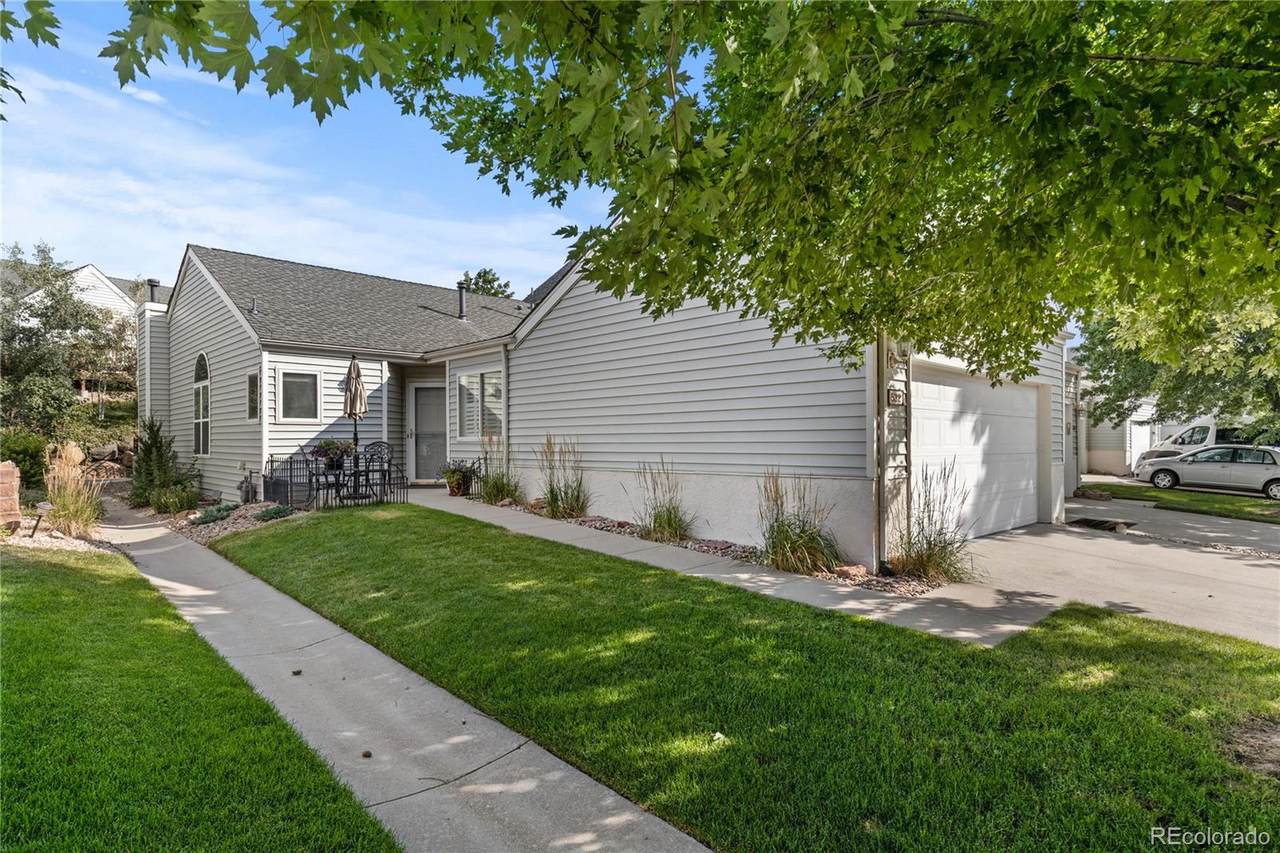 532 Canyon View Drive - Photo 1