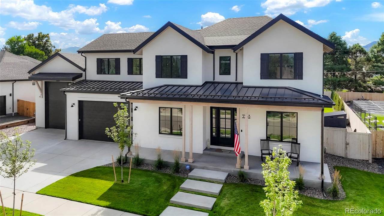 3363 Newcombe Street - Photo 1