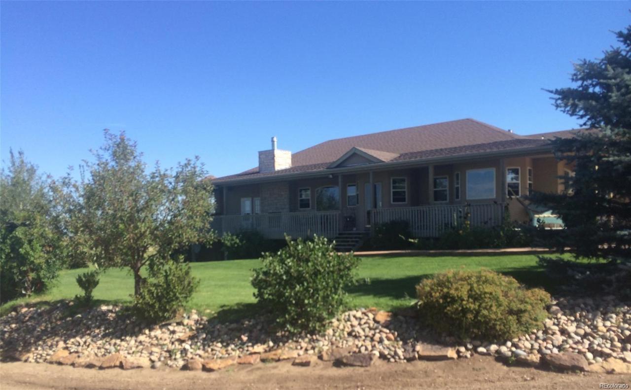 10585 Gillian Road - Photo 1