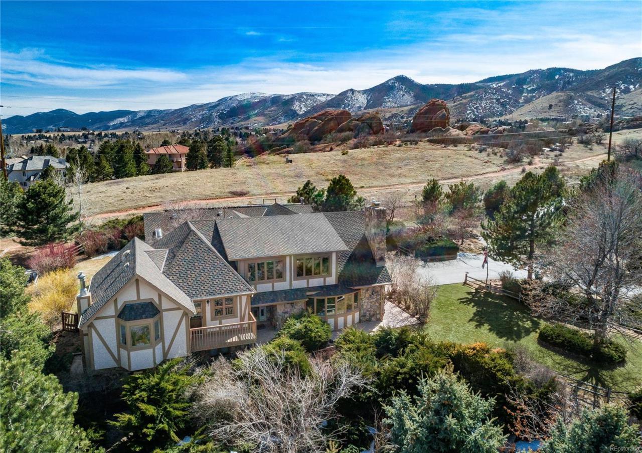 6390 Crestbrook Drive - Photo 1