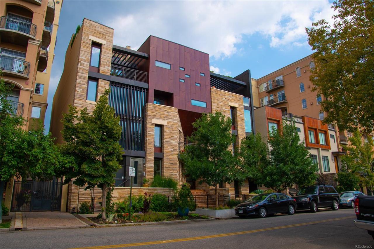 1136 Cherokee Street - Photo 1