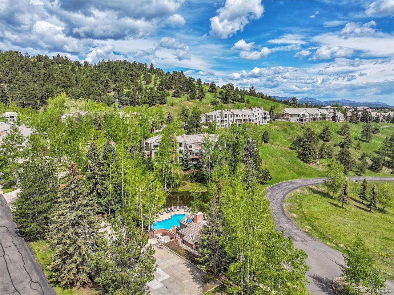 568 Ridgeside Drive - Photo 1