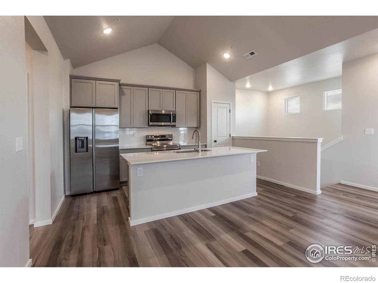 2102 Setting Sun Drive - Photo 1