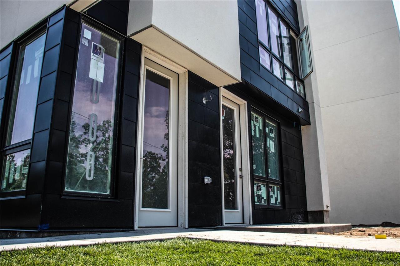 1218 Asbury Avenue - Photo 1
