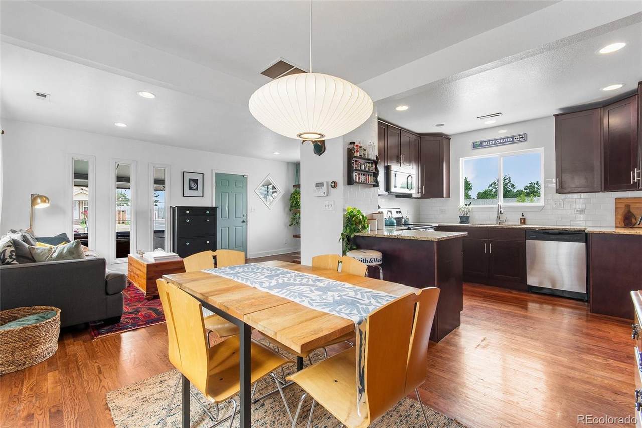 4805 Perry Street - Photo 1