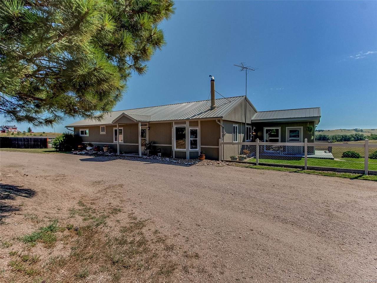 40158 Margaret Drive - Photo 1