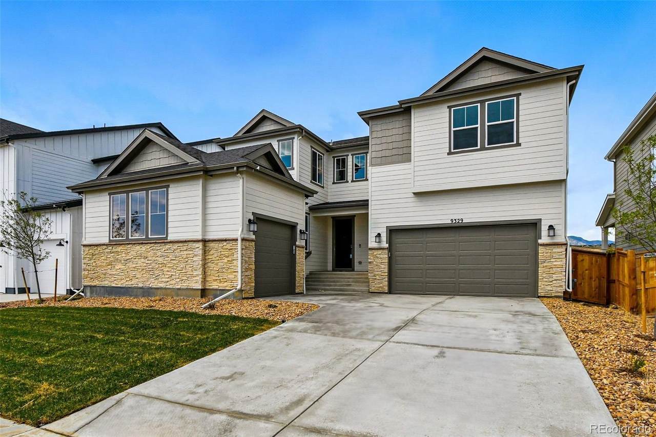 9329 Russell Circle - Photo 1