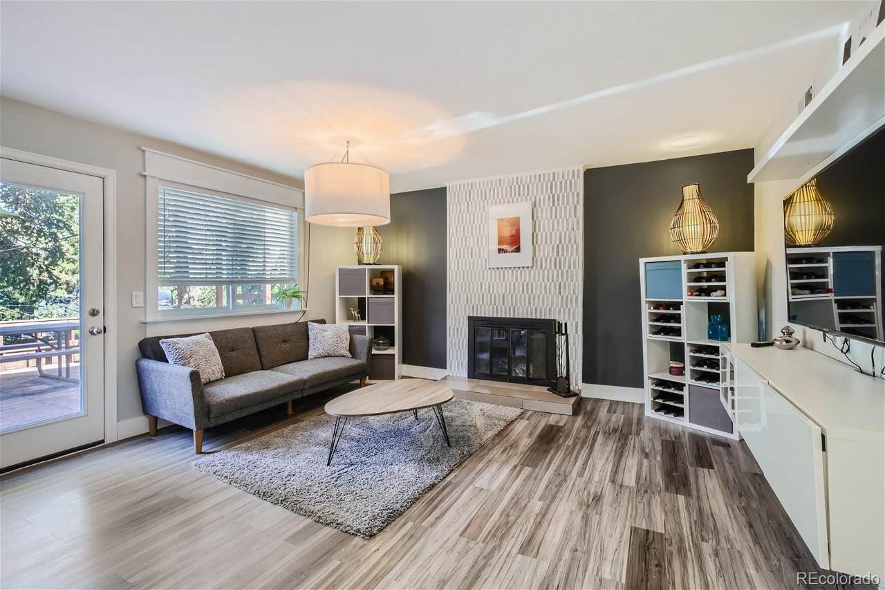 18385 Mansfield Avenue - Photo 1