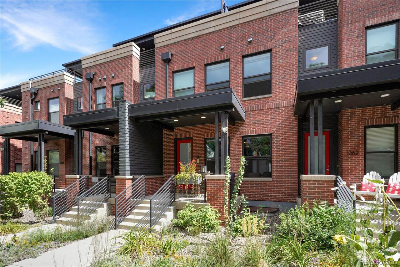 1364 Vine Street - Photo 1