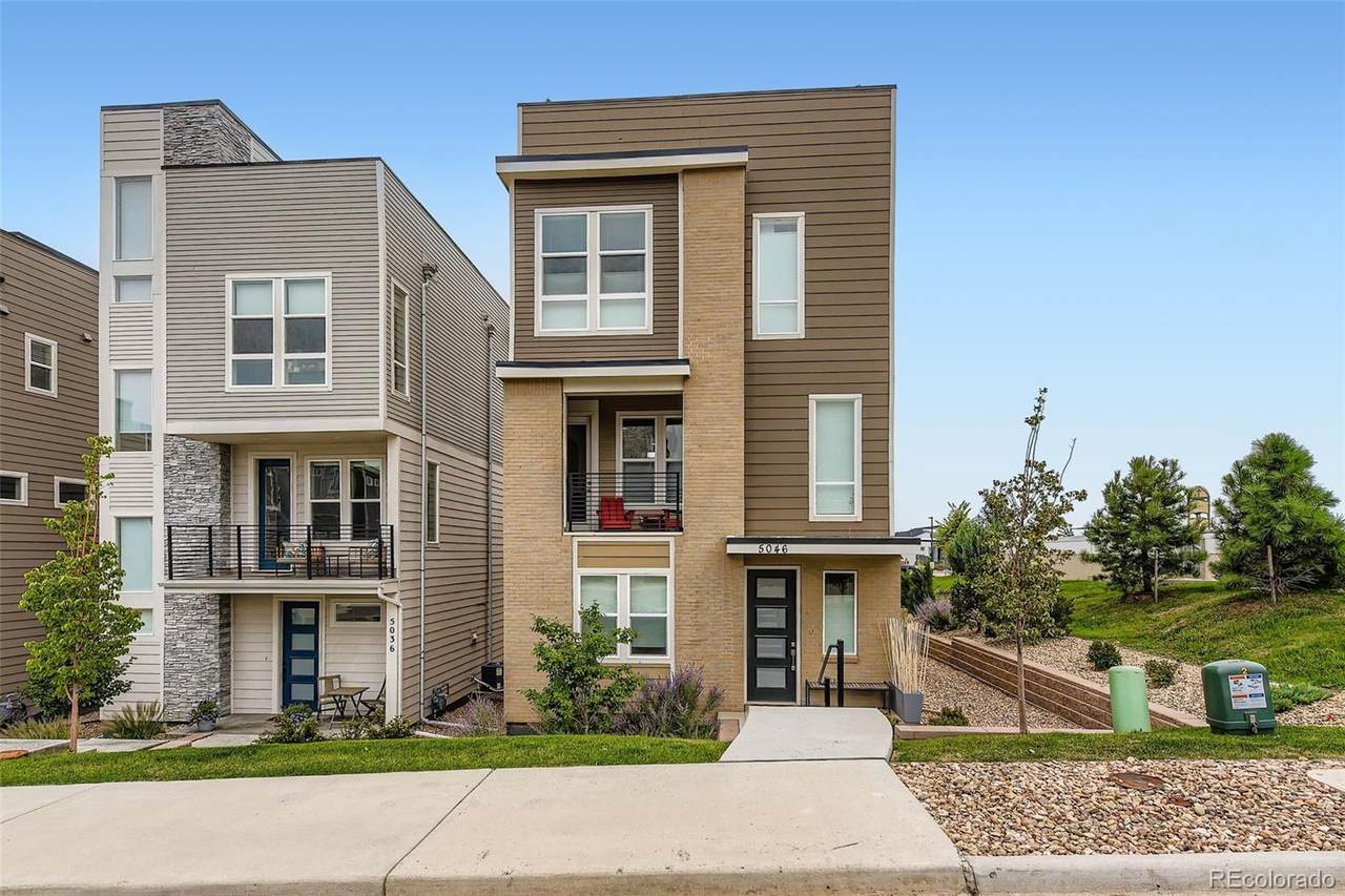 5046 Robb Street - Photo 1