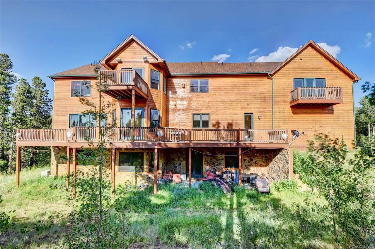 289 Rangeview Road - Photo 1