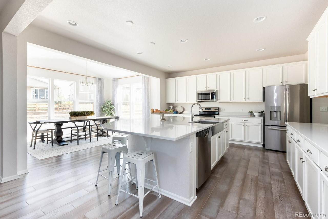 1142 Rubinette Lane - Photo 1