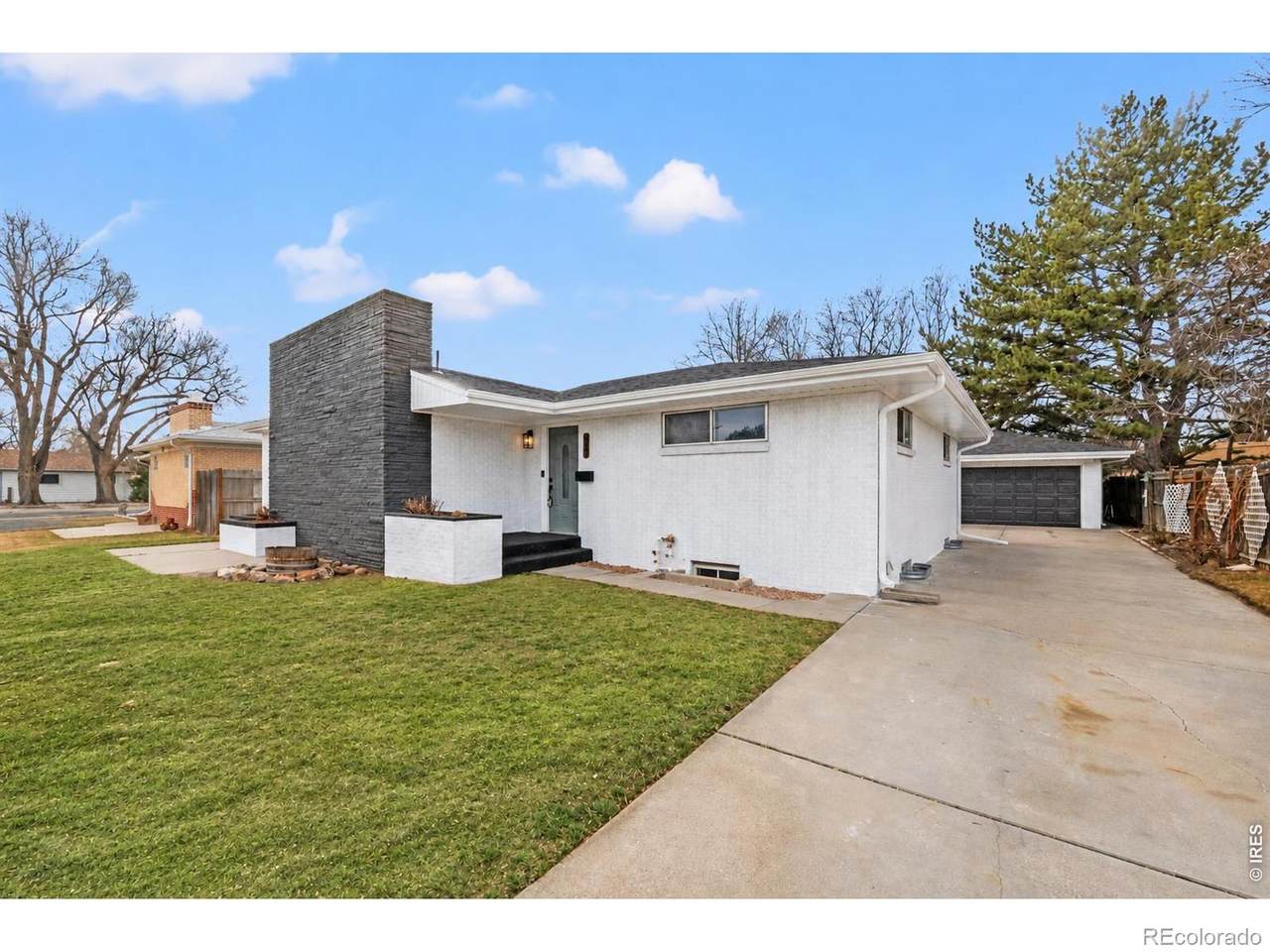 329 Balsam Street - Photo 1
