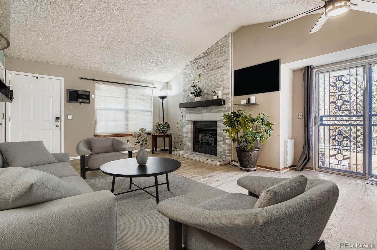 4553 Richfield Street - Photo 1