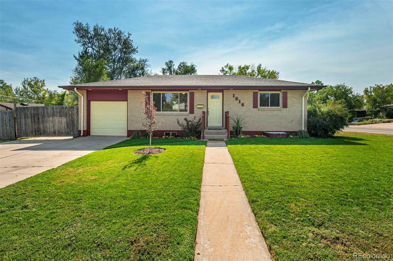 1614 25th Street - Photo 1