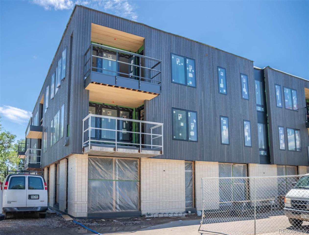 2718 Pine Street - Photo 1